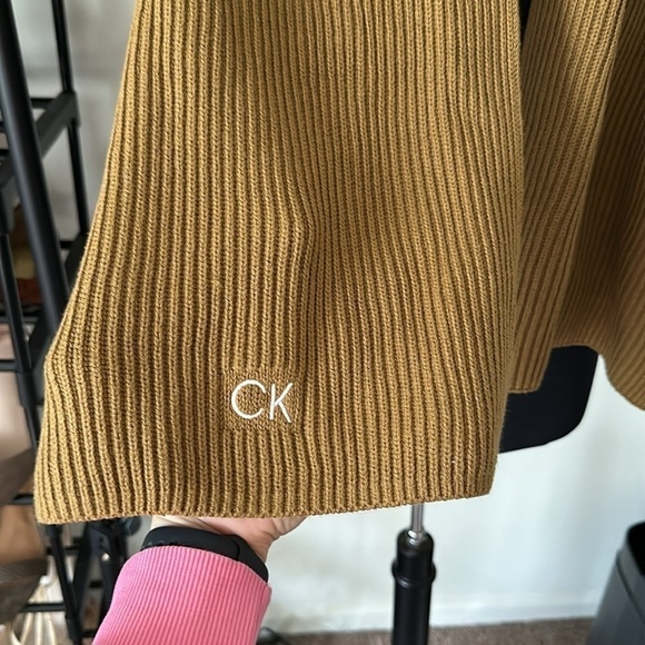 Calvin Klein Mustard Yellow/Gold Ribbed Scarf CK Initial - Picture 4 of 8